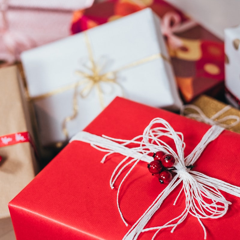 Signature gift boxes